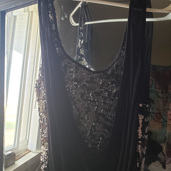 Black & silver sequins top - Picture 4 of 4